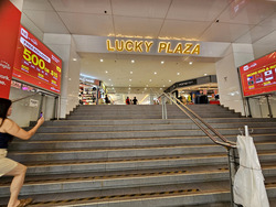 Lucky Plaza (D9), Retail #621783961